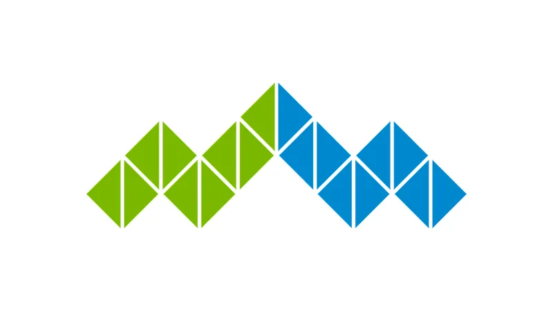 Zeleno in modro geometrijsko oblikovanje, sestavljeno iz trikotnikov in kvadratov, razporejenih v vzorcu.