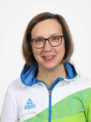 mag. Bojana Okorn Počivavšek Strokovna delavka za sodelovanje z javnimi institucijami in članstvom